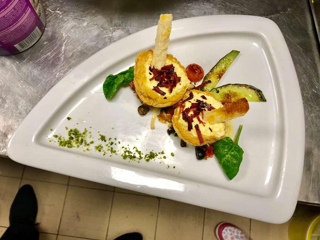 Kyriad Hotel Nevers Centre Restaurang bild