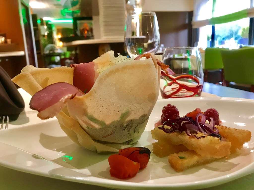 Kyriad Hotel Nevers Centre Restaurang bild