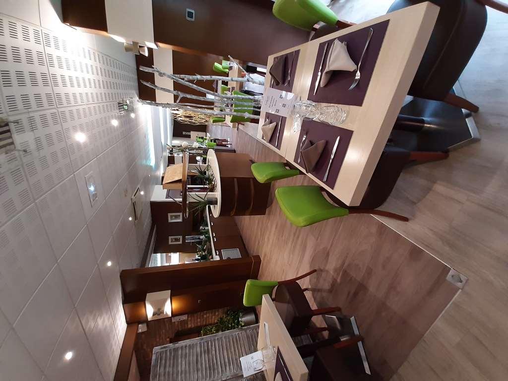 Kyriad Hotel Nevers Centre Restaurang bild