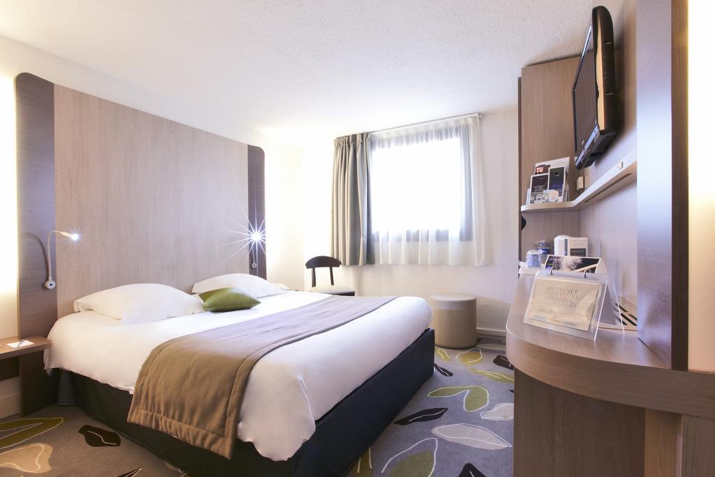 Kyriad Hotel Nevers Centre Exteriör bild